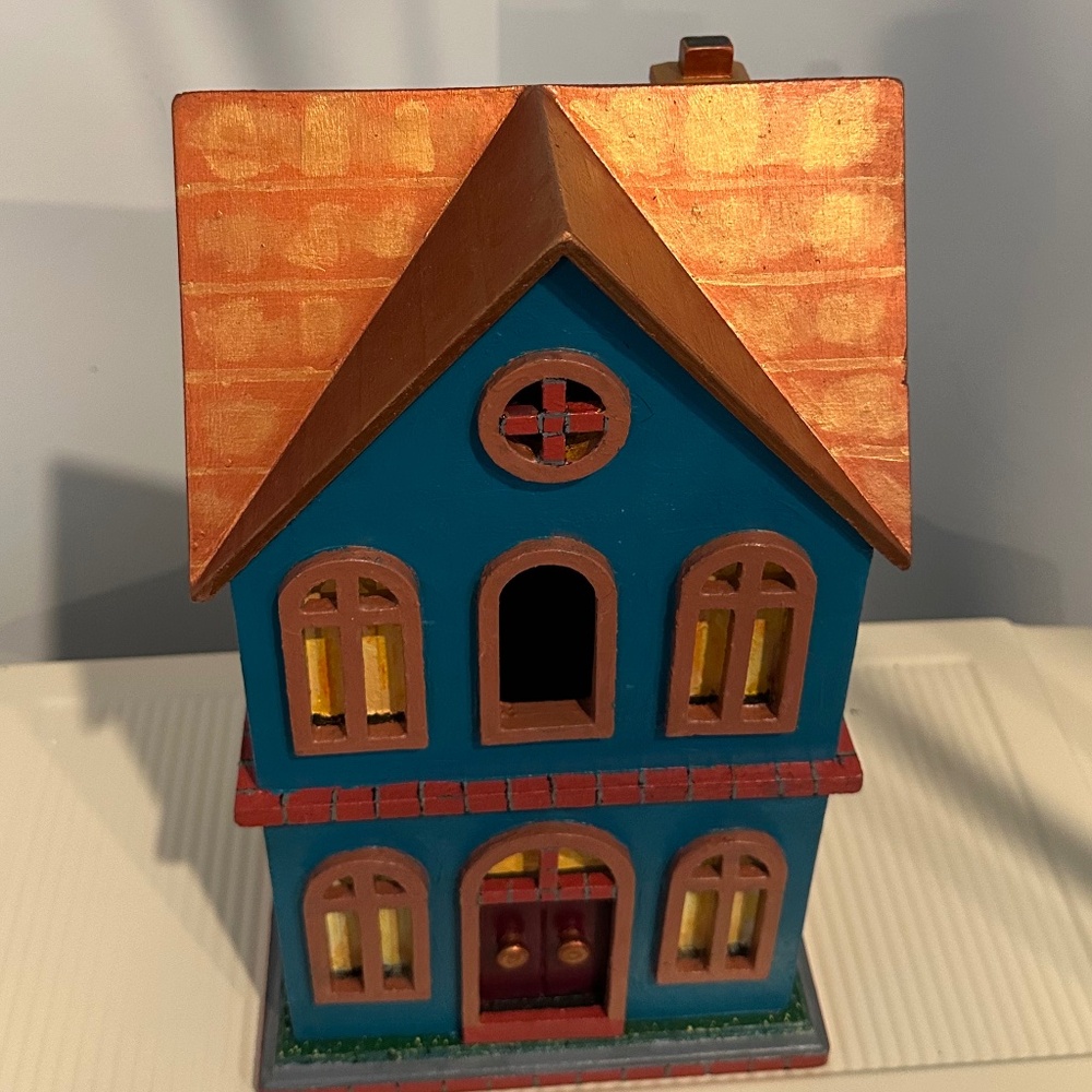 Multicolor Decorative Birdhouse – Bronze Roof, Lighting Accent, 14" Tall - Picture 3 of 11